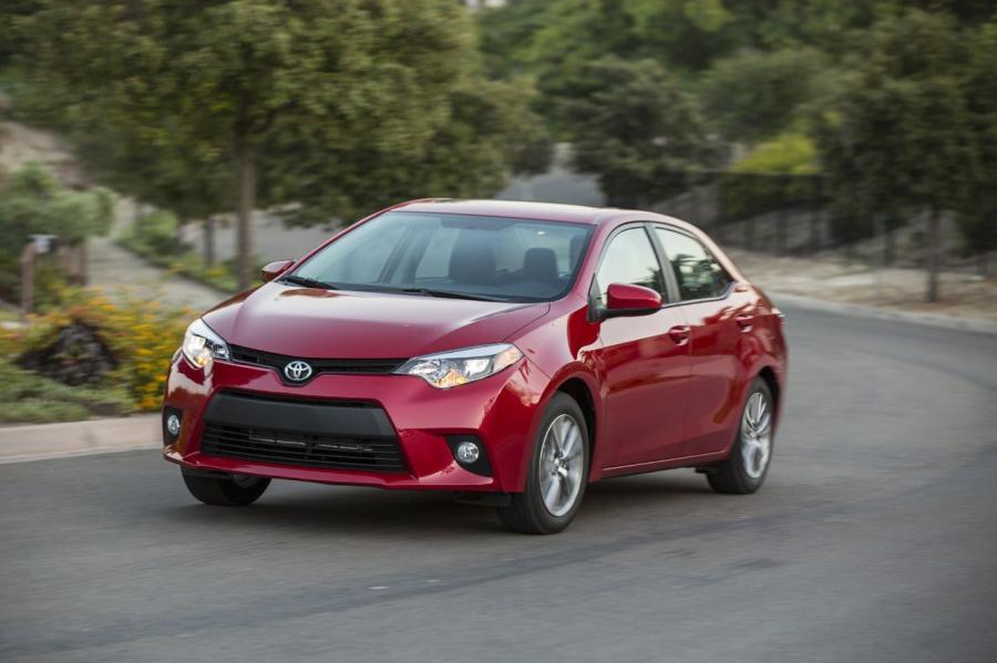  Toyota Corolla 2014 года  (фото 194 из 212)
